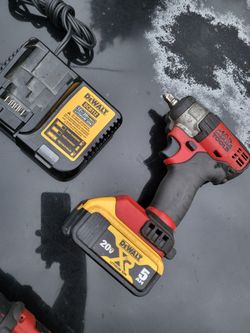 Mac Tools MCF891 BL-Spec 20V MAX Brushless Cordless 3/8" Impact Wrench with dewalt XR 5AH battery and Charger
