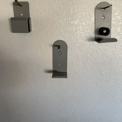 WALL BRACKETS 