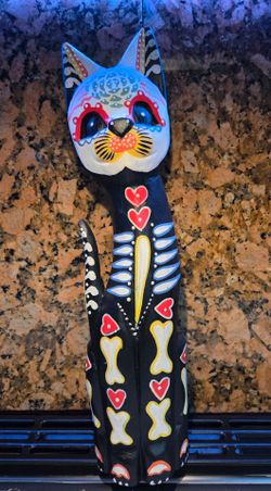 Hand-Painted Wooden Day of the Dead Cat Statue 🐾 Halloween Decor