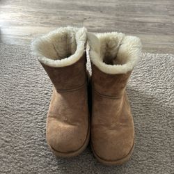 Ugg mini bailey bow 