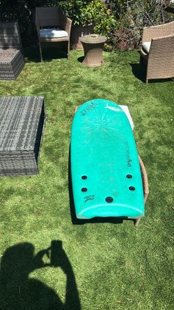Foam surfboard catch surf