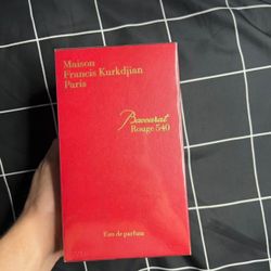 Baccarat Rouge 540(200$ OBO)
