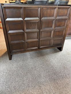 Brown wood cabinet (2 available, can be purchased separately)