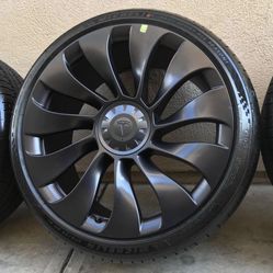 Tesla  Model Y Uberturbin Wheels 