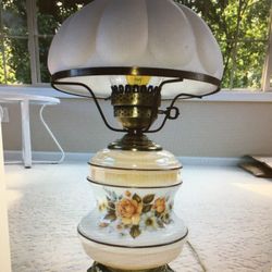 MOVING: Beautiful, Hurricane Lamp