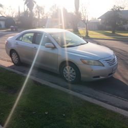 2007 Toyota Camry 4cylinder Gas Saver Clean Title Smogged 