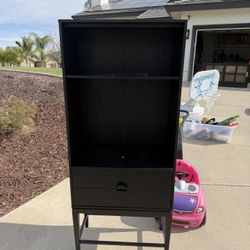 Bookshelf With Drawers 