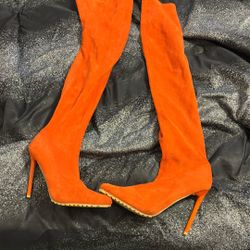 Knee High heels Orange (fashion Nova)