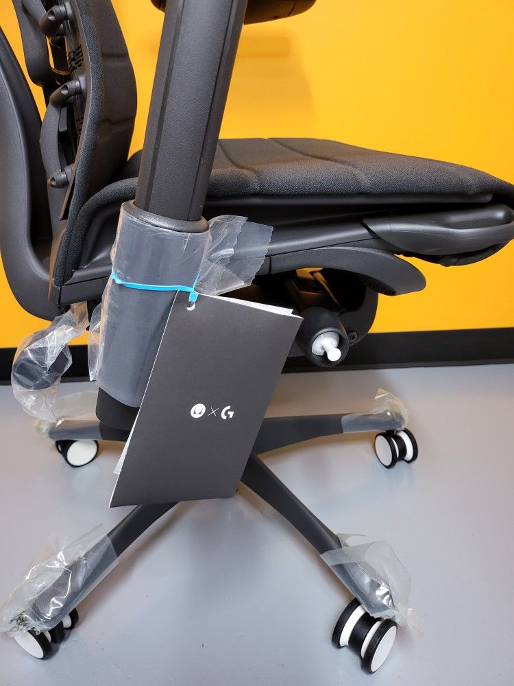 LARGEST INVENTORY OF HERMAN MILLER LOGITECH X GAMING EMBODY CHAIRS ALL IN STOCK🔥PICK-UP🔥DELIVERY🔥SHIPPING🔥GUARANTEED LOWEST PRICES🔥