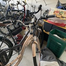 E Bikes Beach Cruisers 
