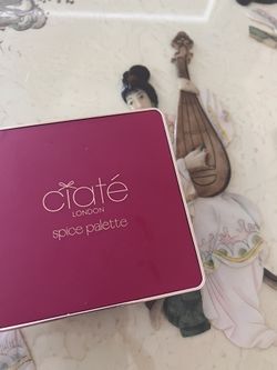 Eye Shadow Palette