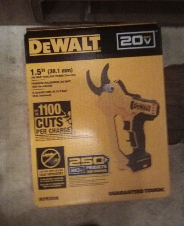 DeWalt Cordless Pruner TOOL ONLY