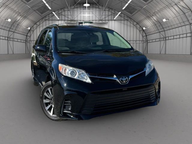 2018 Toyota Sienna