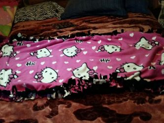 Hot pink hello kitty childsized blanket