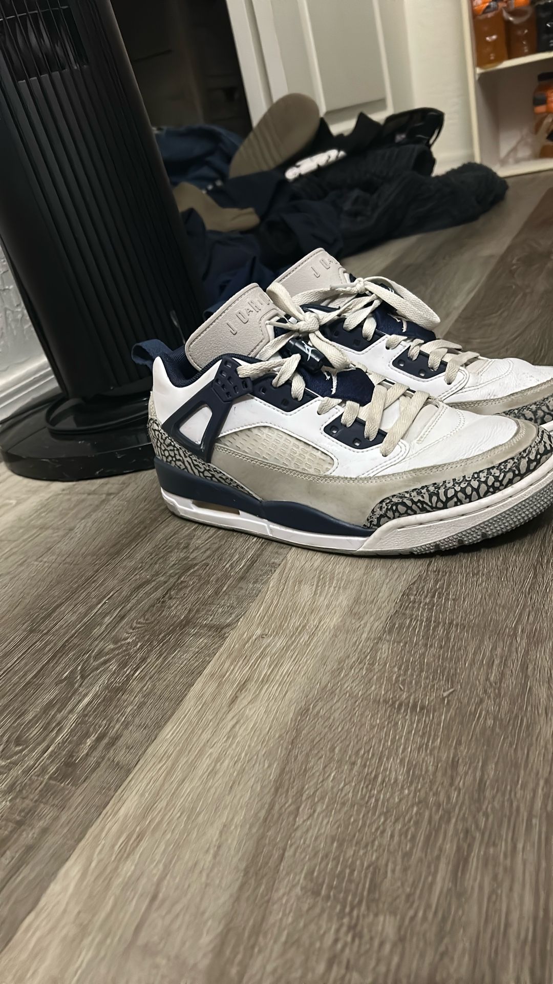 Jordan Four Mid Size 8