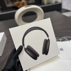 Apple Airpods Max *Black and Midnight Black*