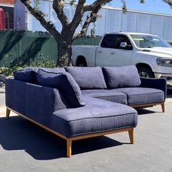 Modern Mid-Century Sectional w/ Wood Base Ask for Delivery 🚚