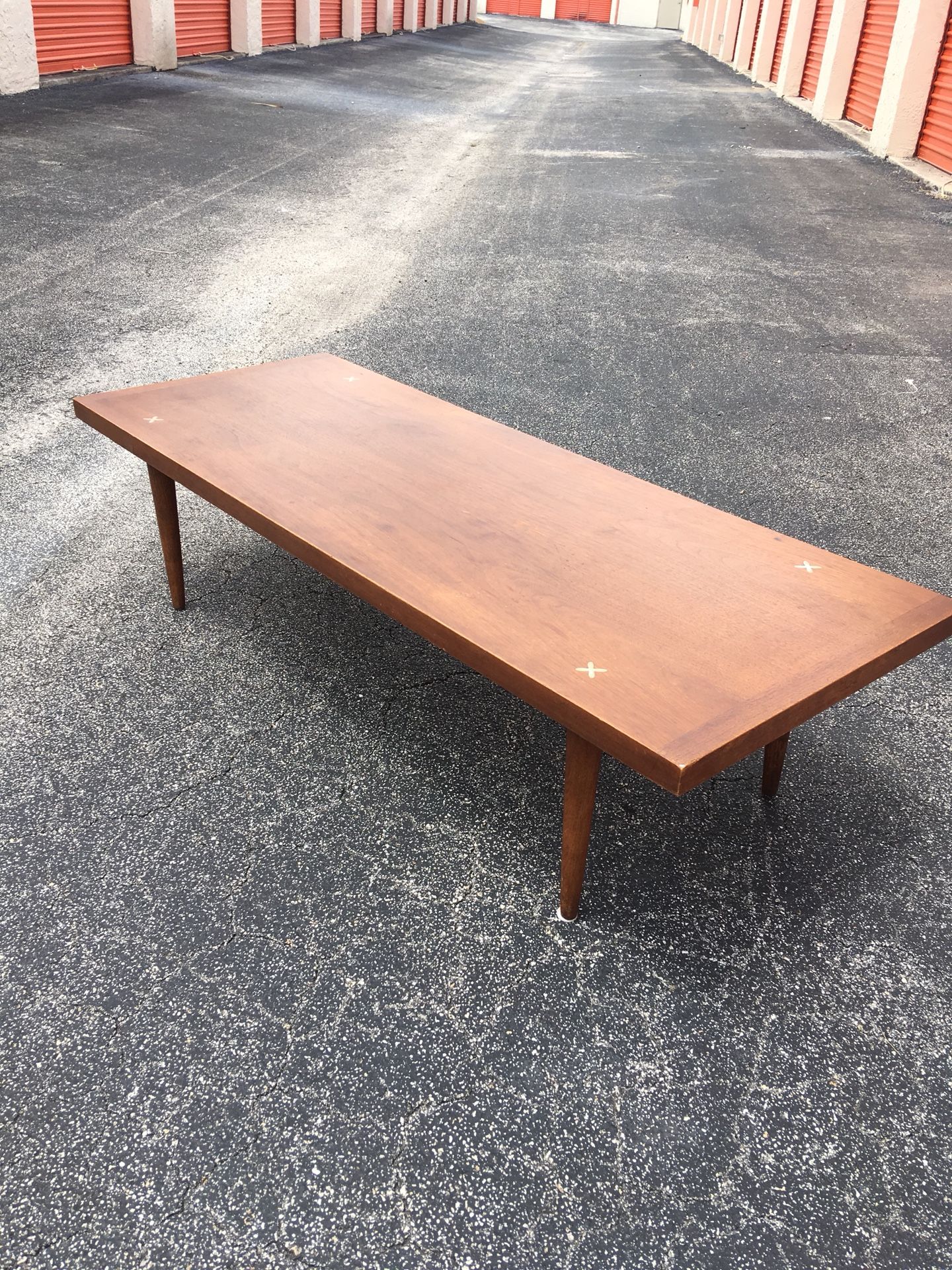 Mid century modern American of martinsville coffee table