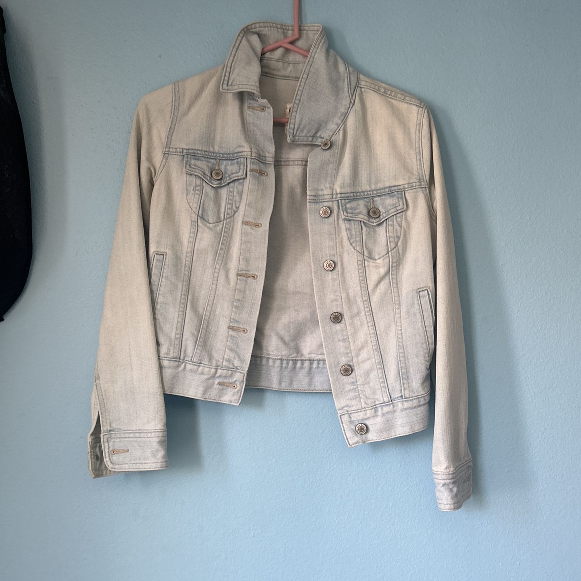 Women’s jean jacket