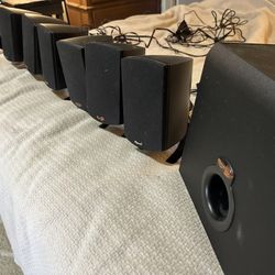 Klipsch THX ProMedia 2.1 Subwoofer And 6 Speakers 