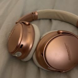 Bose Noise Cancelling Headphones 