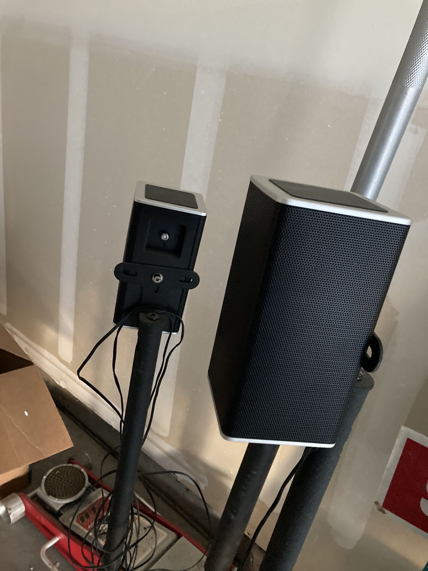 Vizio surround sound with speaker stands and sub