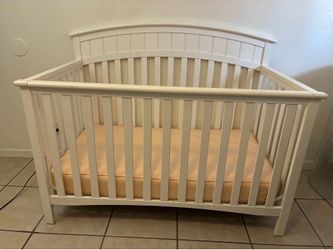 Wooden crib