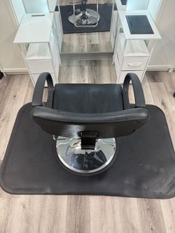 Barber/ Hairstylist Mat