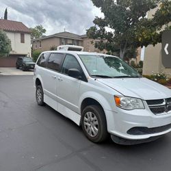2018 Dodge Grand Caravan Wheelchair 