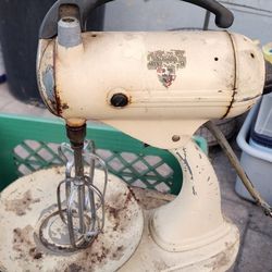 Various Antique Items Etc 