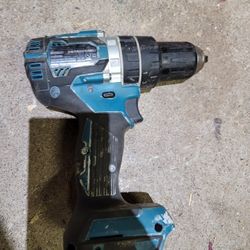 Makita Drill 20 V