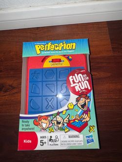 Hasbro Perfection Fun on the Run Travel Game