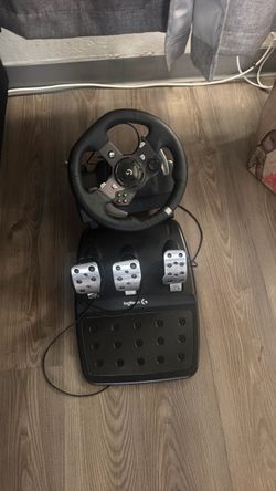 Logitech G920 Driving Force Racing Wheel - Black
