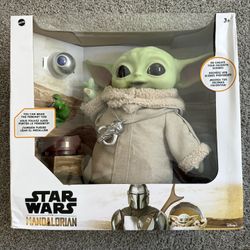 Star Wars The Mandalorian – The Child (Grogu) Plush Adventure Bundle by Mattel (NEW)