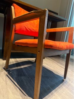 2 chairs