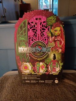 MONSTER HIGH