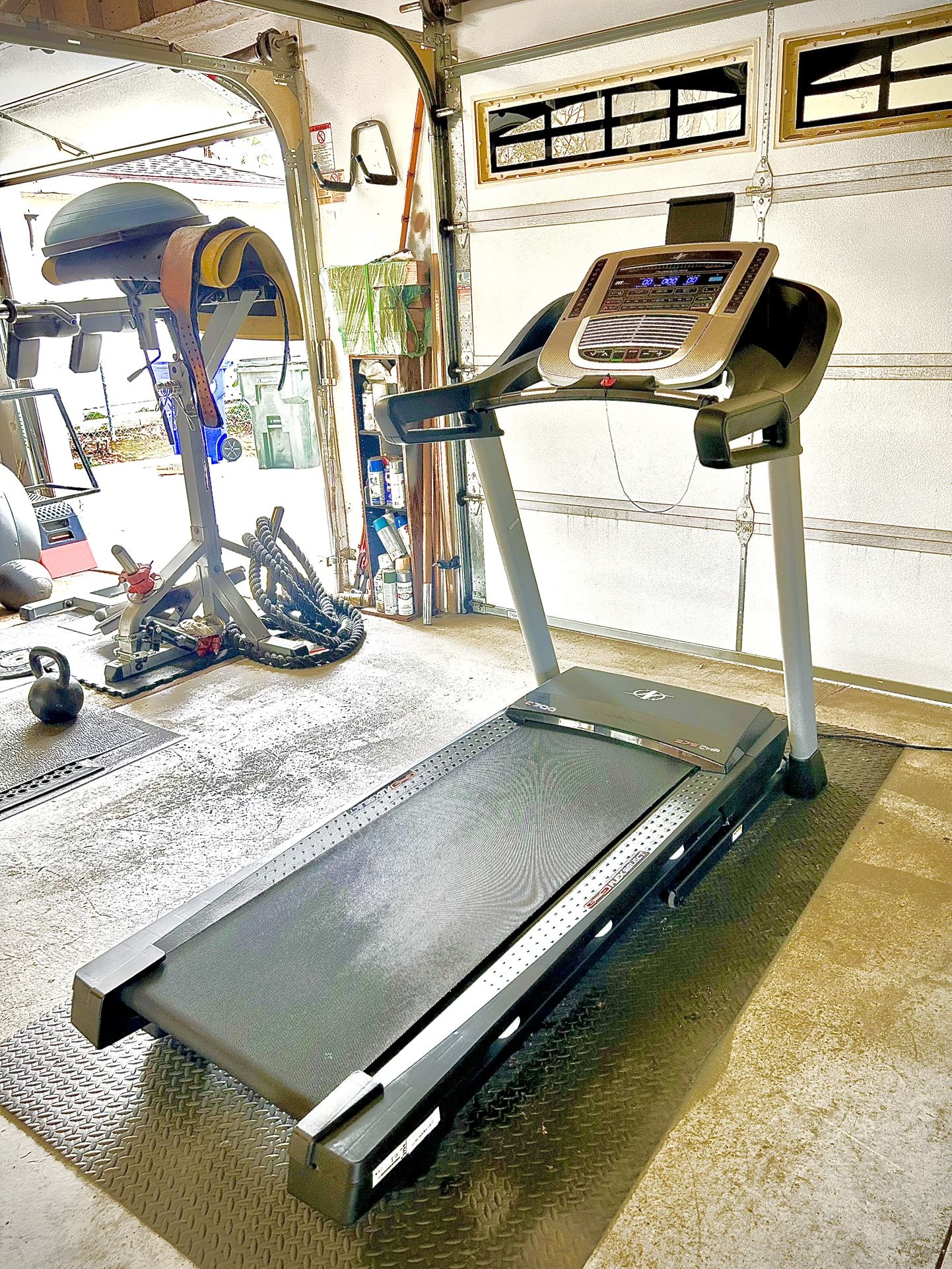 Nordicktrack C700 Folding Treadmill