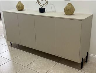 Credenza/Sideboard $1150