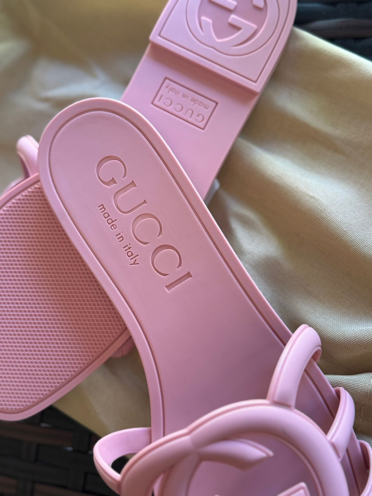 gucci slippers