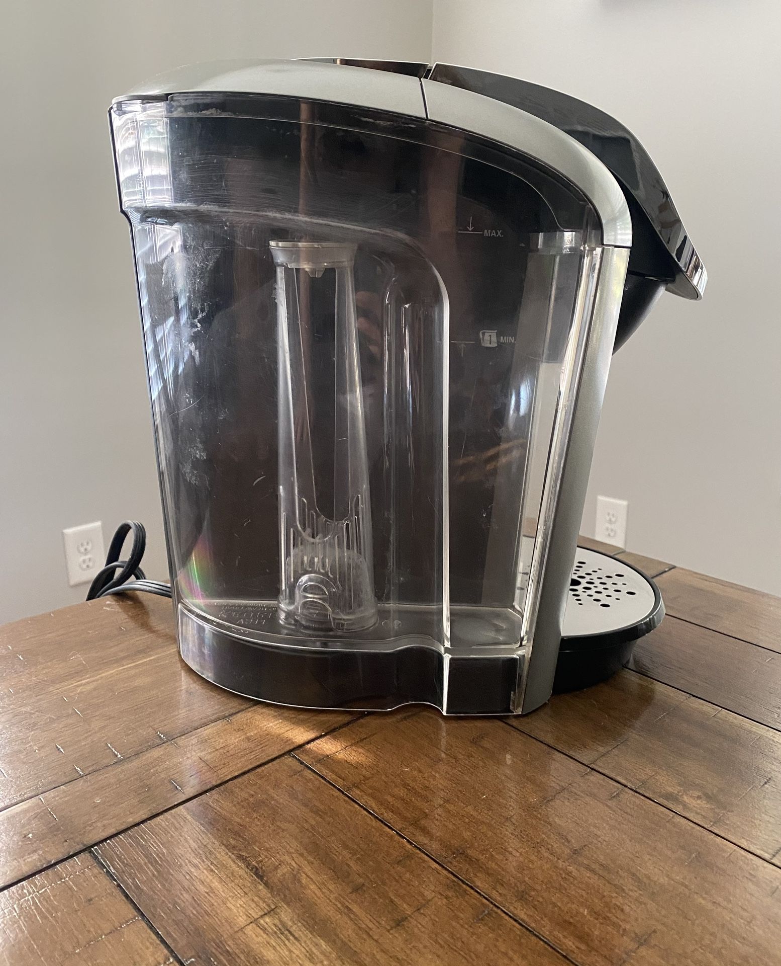 Keurig 2.0 Coffee Maker Used, Touchscreen for Sale in Raeford, NC