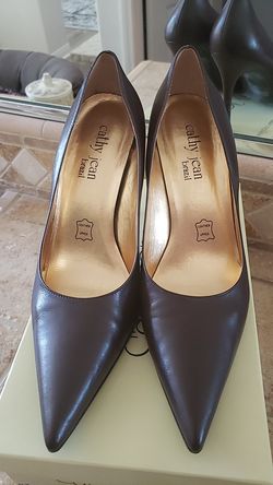 Cathy Jean womens brown heels