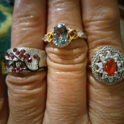 Women's Rings