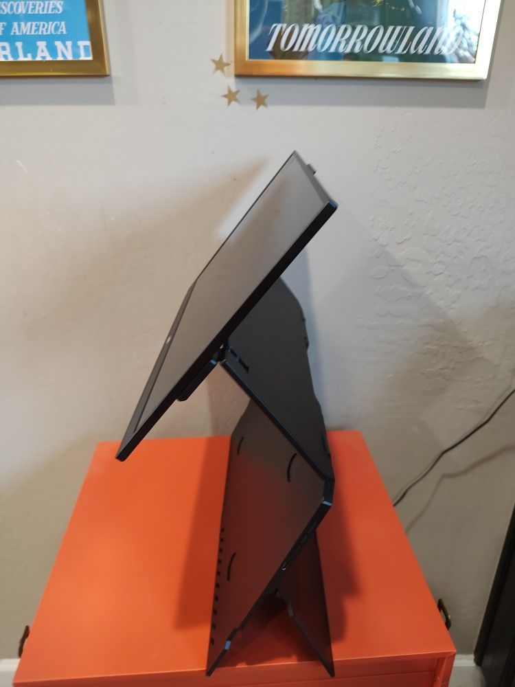 Brand New Mobile Pixels Duex Float Portable Laptop Monitor