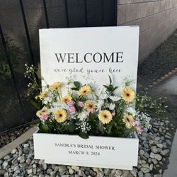 Welcome Sign