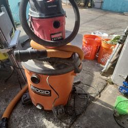 Used Vacums Both  In Working Conditions 
