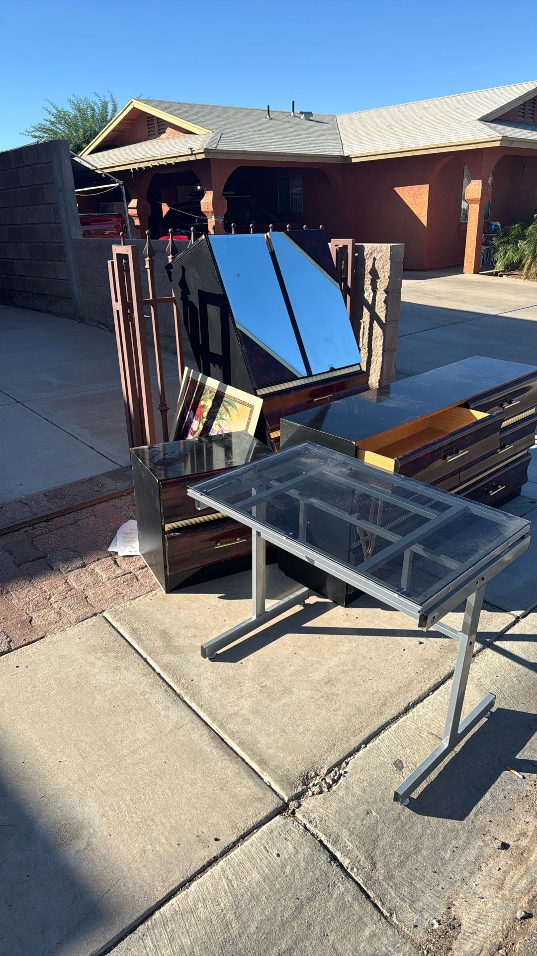 Bedroom Set Make Offer