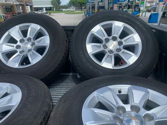 4 rime whit tires (255/70 R17 American) $650
