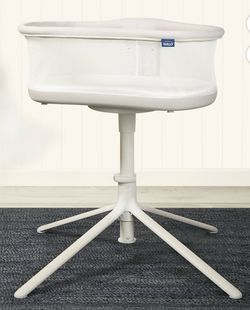 Halo bassinet