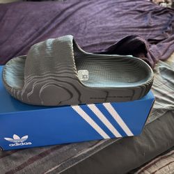 Adidas Adilette 22  slides 