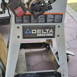 Delta Industrial Table Saw
